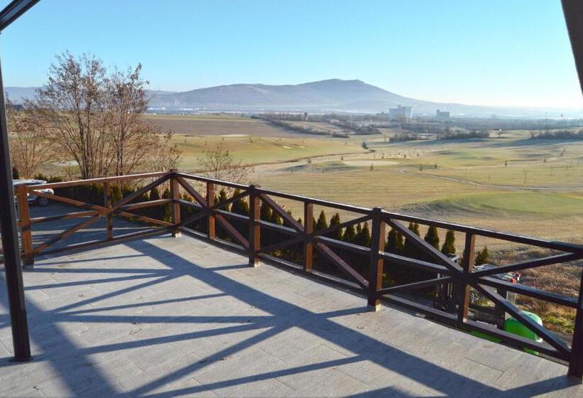 פנסיון Penzión Hoffer