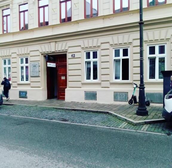 פנסיון Penzion Nad Bankou