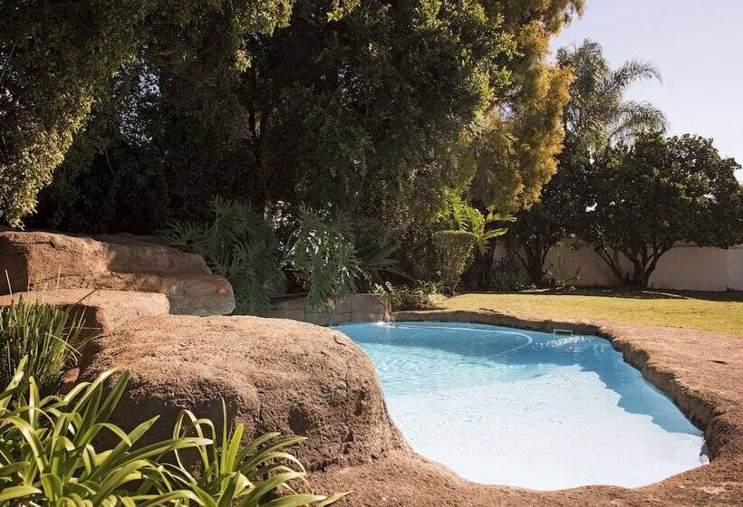 Пансион Richtershuyz Lifestyle Guest House