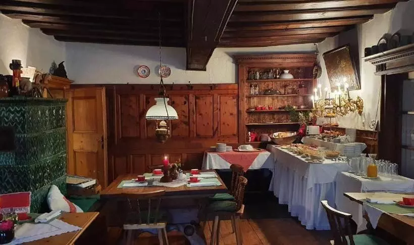 Retkeilymaja Bräugasthof Hallstatt