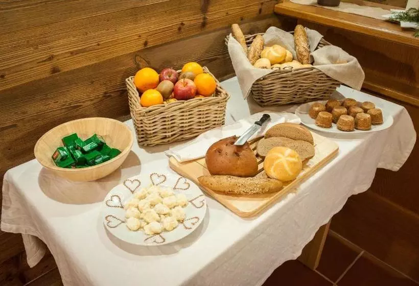 Retkeilymaja Gasthof Schöntal