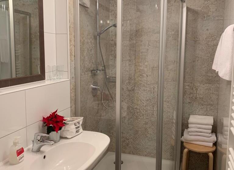 호스텔 Gasthof Schöntal