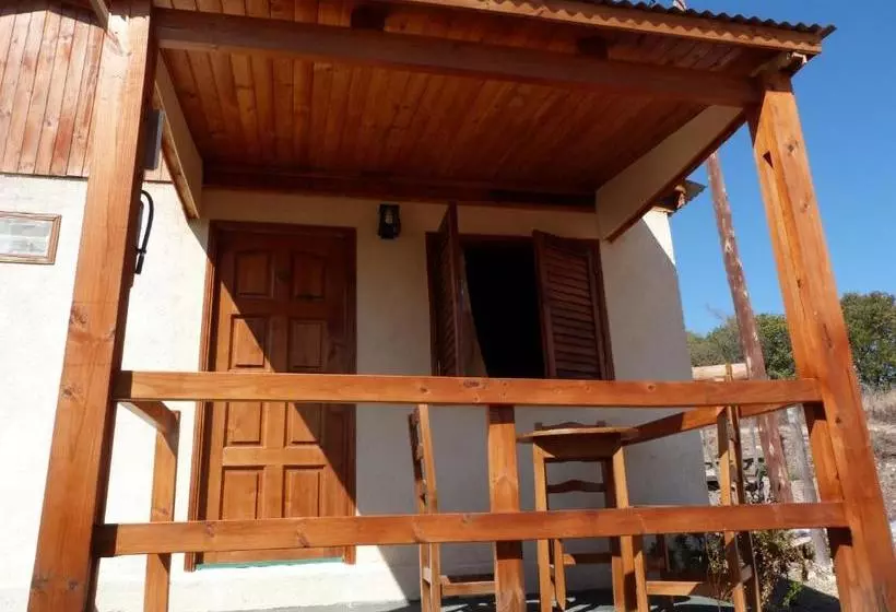 ユースホステル Vista Serrana