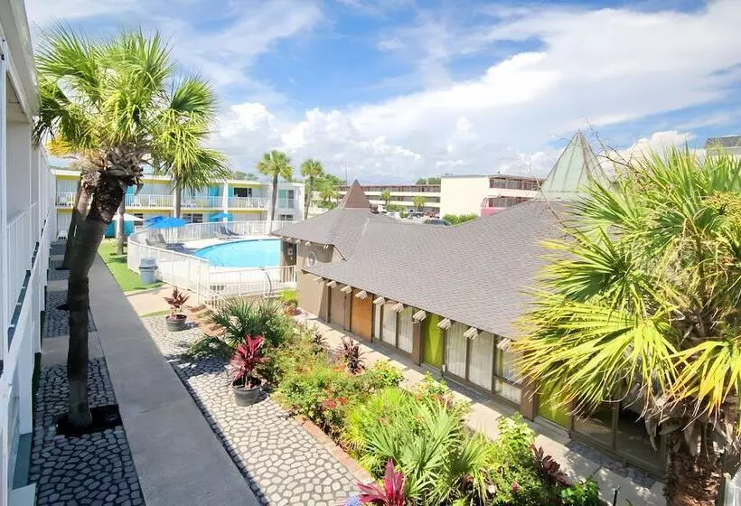 ホテル Waikiki Village Retro