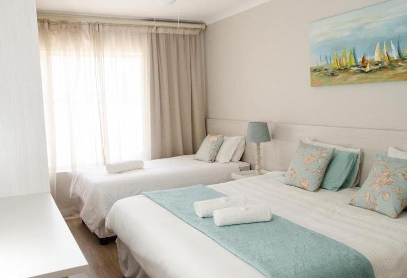 פנסיון Goulden Street Guest House