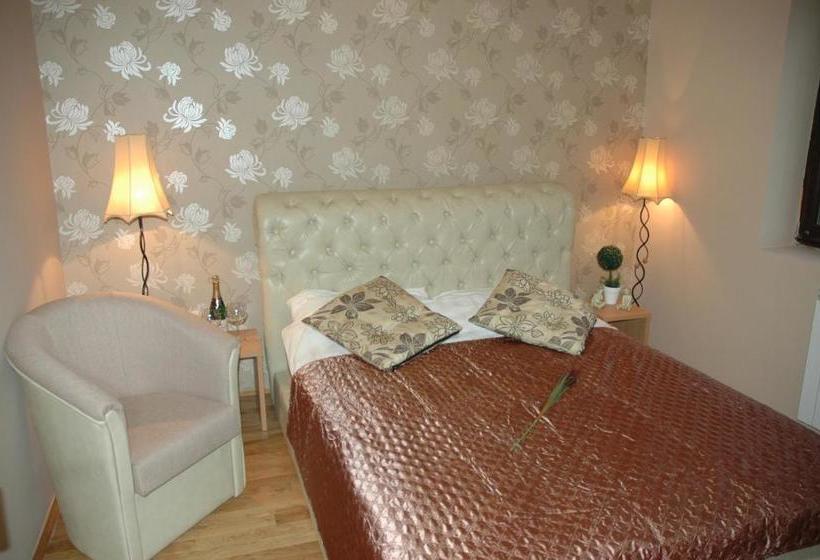 پانسیون Guest House Maja