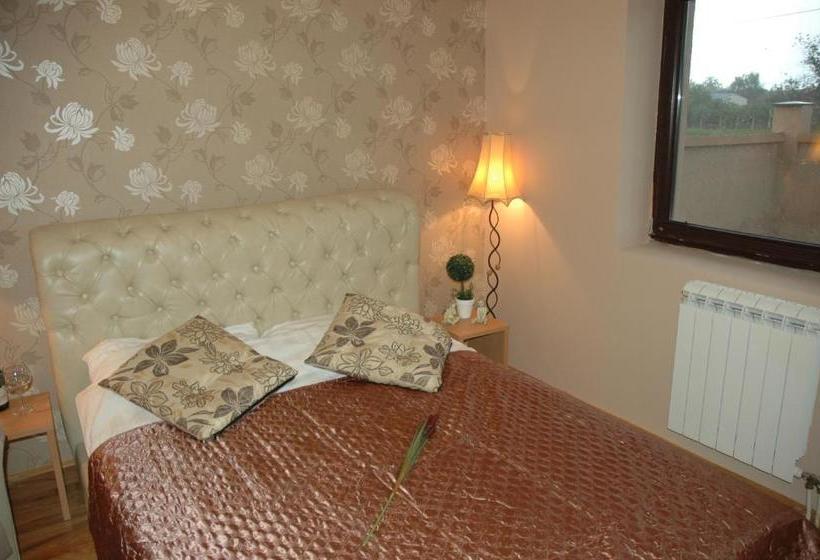 پانسیون Guest House Maja