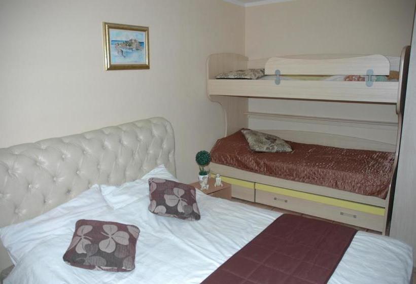 پانسیون Guest House Maja