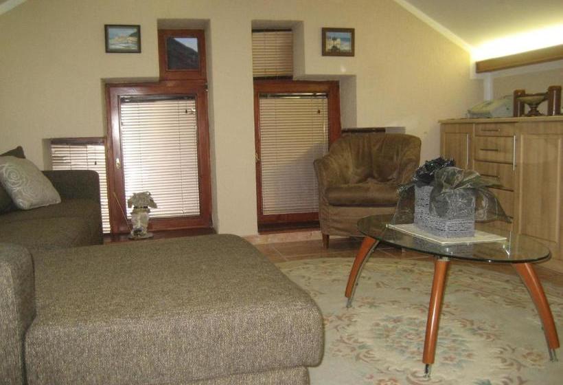 پانسیون Guest House Maja