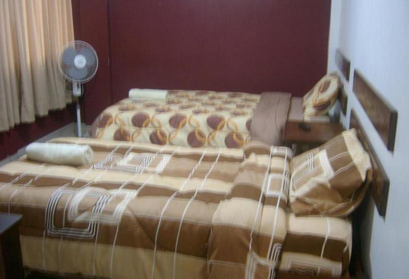 بنسيون Hospedaje Ica