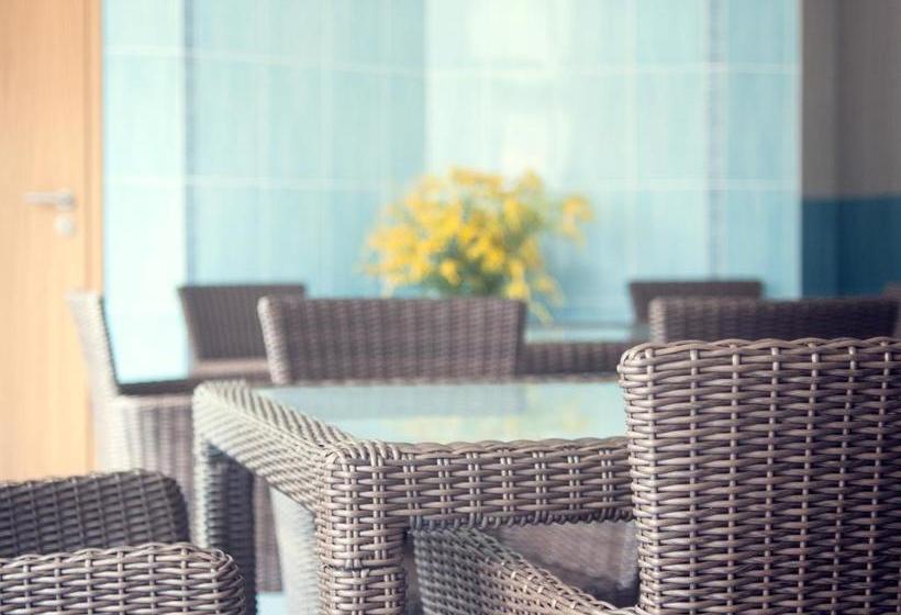 پانسیون Kamanos