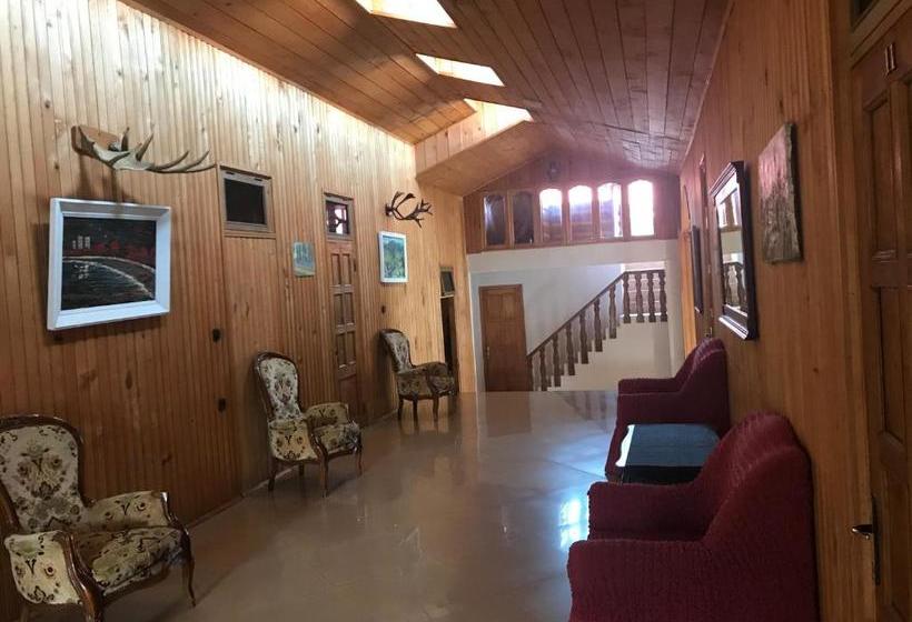 Majatalo Magnolia Guest House