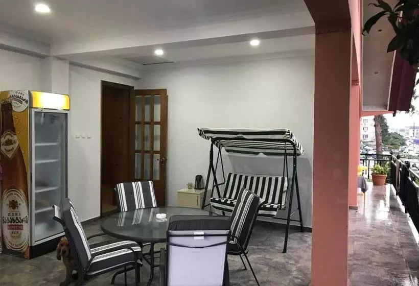 پانسیون Magnolia Guest House