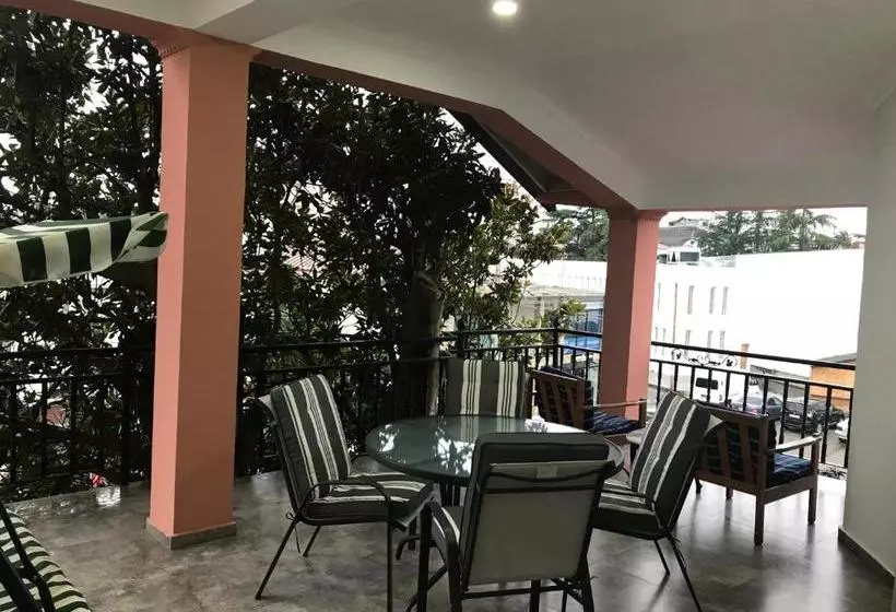 پانسیون Magnolia Guest House