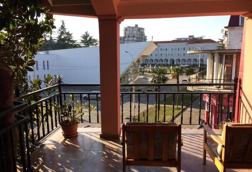 Majatalo Magnolia Guest House