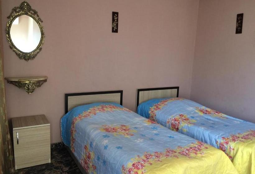 Majatalo Magnolia Guest House