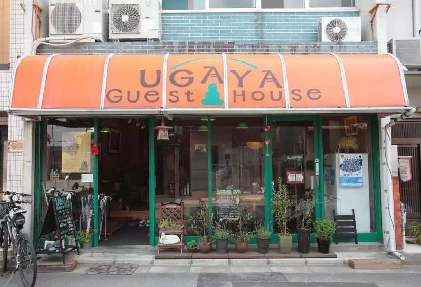 پانسیون Nara Ugaya Guesthouse