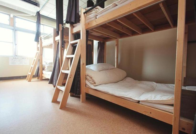 פנסיון Nara Ugaya Guesthouse