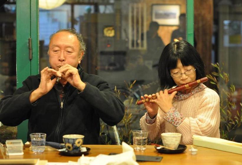 פנסיון Nara Ugaya Guesthouse