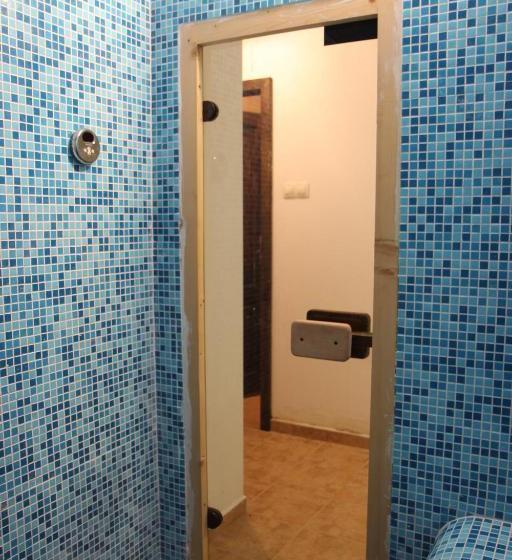 ペンション New Bakalov House