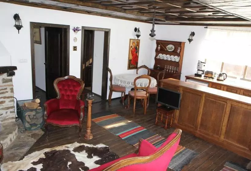 Majatalo New Bakalov House