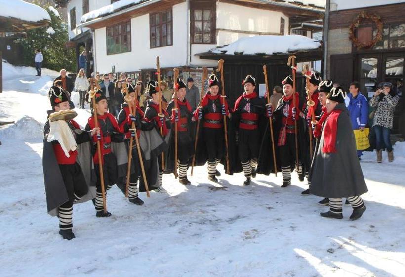 ペンション New Bakalov House