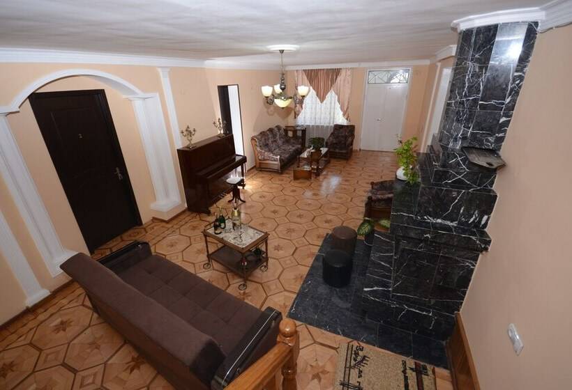 پانسیون Olimpo Guest House