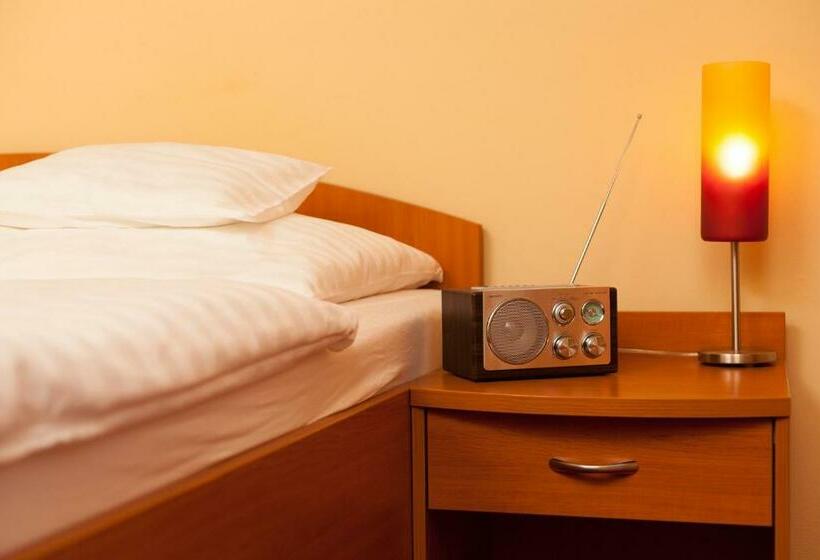 بنسيون Penzión Kamélia