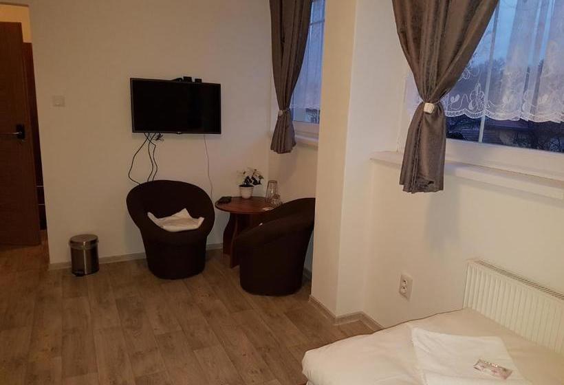 ペンション Penzion Maja