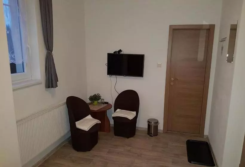 ペンション Penzion Maja