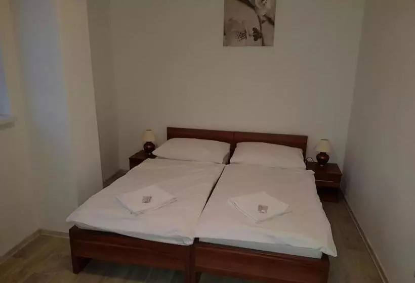 ペンション Penzion Maja