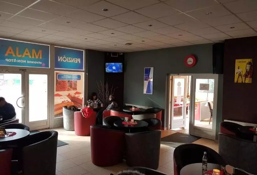 ペンション Penzion Maja