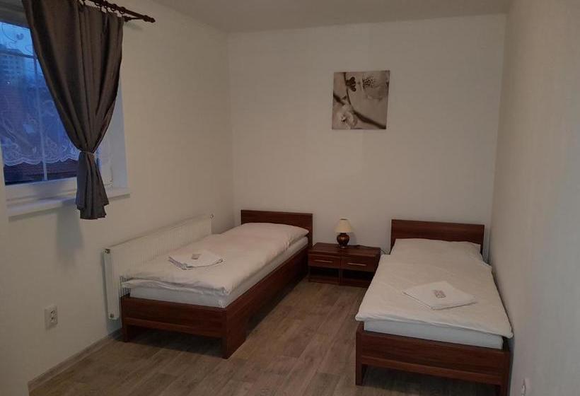 ペンション Penzion Maja