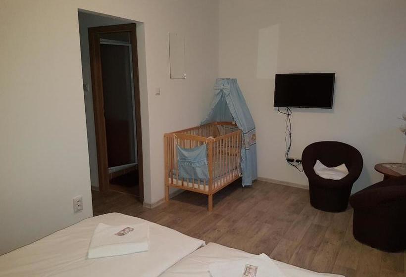 ペンション Penzion Maja