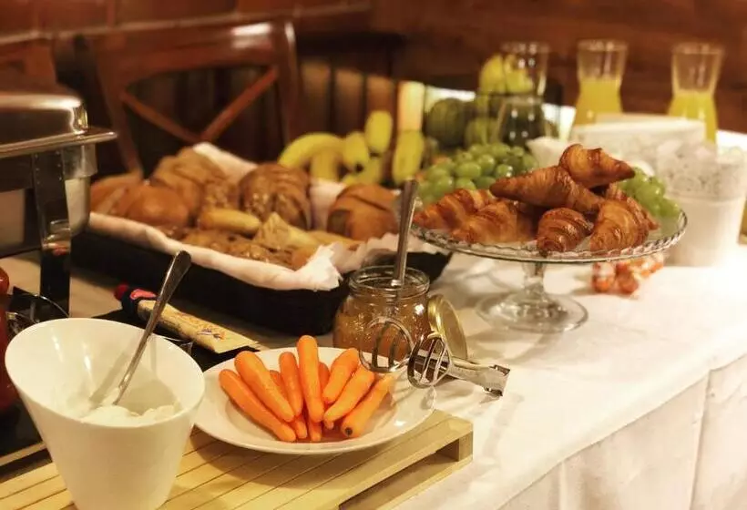 ペンション Restaurace A Penzion U Doubků