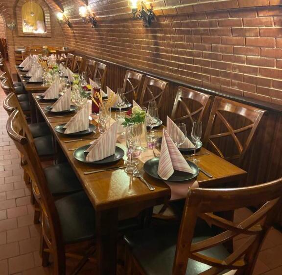 بنسيون Restaurace A Penzion U Doubků