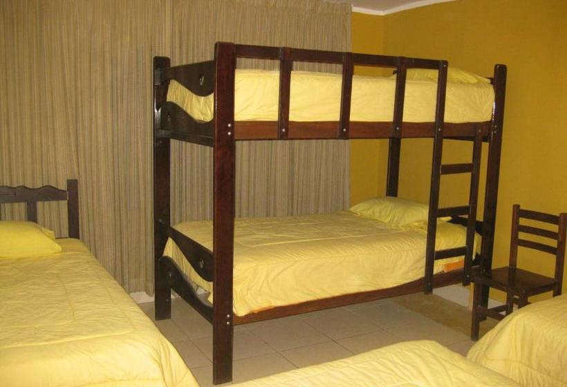 ユースホステル Posada Gino