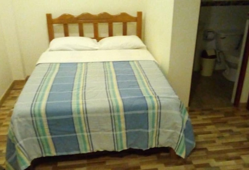 ユースホステル Posada Gino