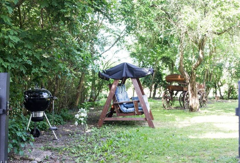 Mjällbyhus Pensionat & Stugby