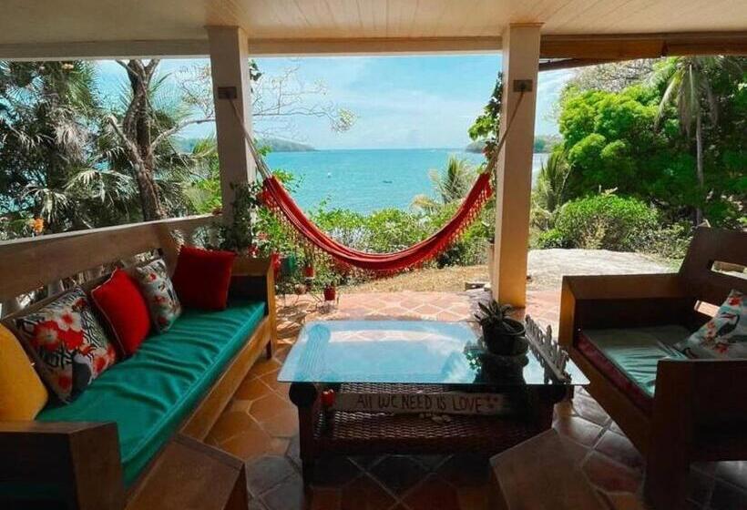 بنسيون Coibahouse