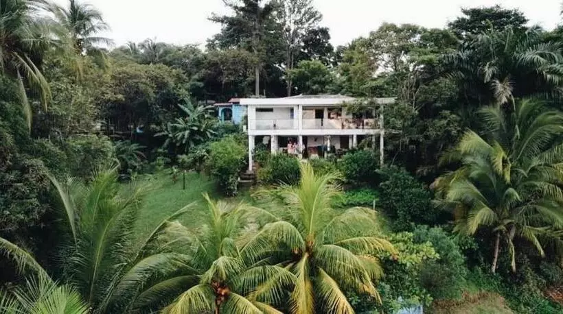 ペンション Coibahouse