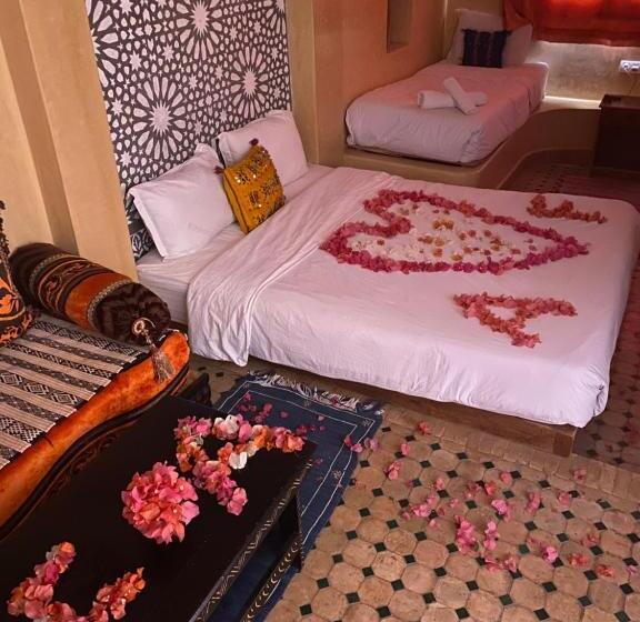 بنسيون Dar Rio Oro