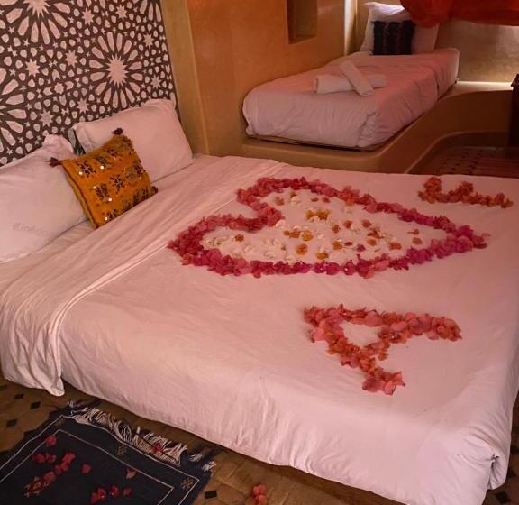 بنسيون Dar Rio Oro