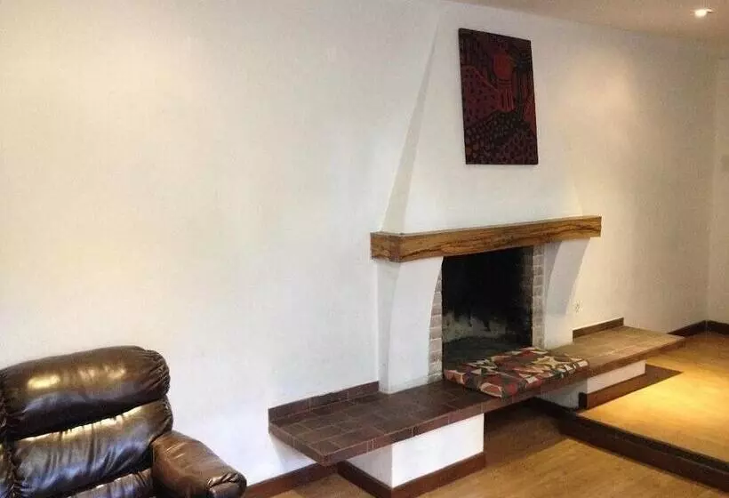 پانسیون El Jardin Suites And Guest House