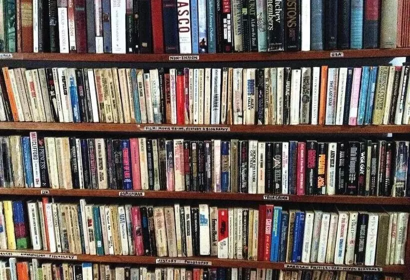 پانسیون El Jardin Suites And Guest House