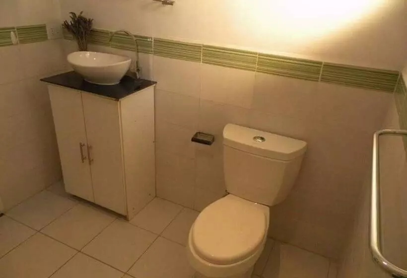 پانسیون El Jardin Suites And Guest House