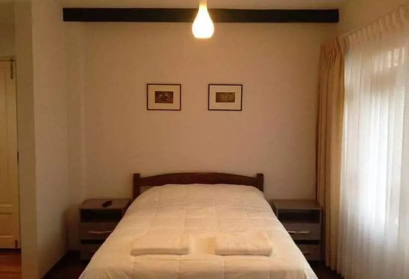 پانسیون El Jardin Suites And Guest House