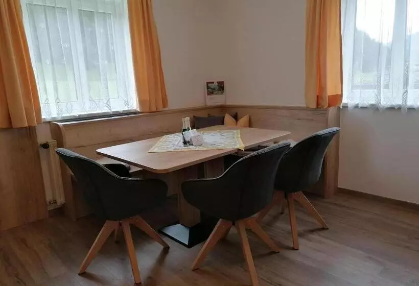 Majatalo Ferienwohnungen Vordergriess