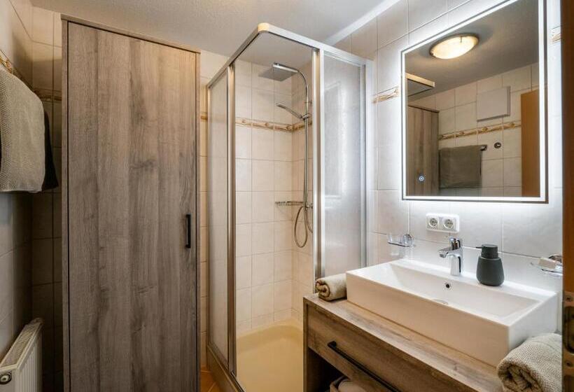 بنسيون Ferienwohnungen Vordergriess