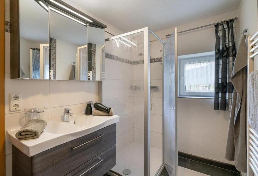 بنسيون Ferienwohnungen Vordergriess